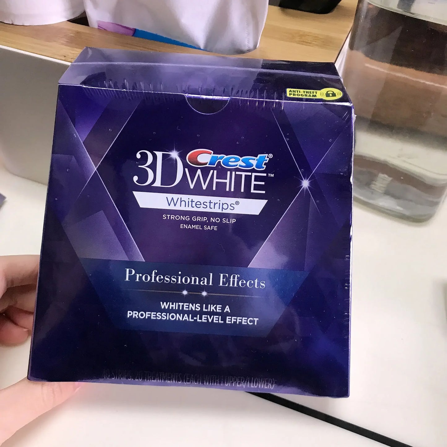 Bandes Blanchissantes 3D Crest Whitestrips – Résultats Professionnels à Domicile authentiques.